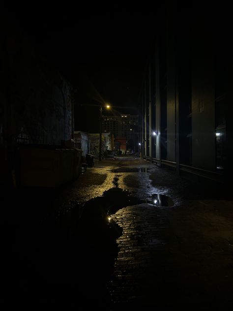 alley Alleyway At Night, Alley Aesthetic Night, Scary Alleyway, Dark Hotel Aesthetic, Back Alley Aesthetic, Alley Way Aesthetic, Dark Alley Background, Dark Alley Aesthetic, Dark Urban Aesthetic