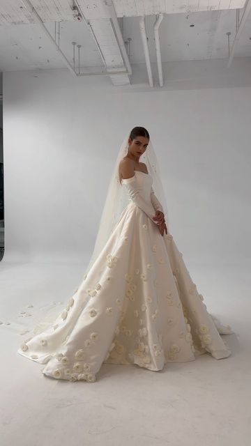 Romanova Atelier, Nicole Felicia, Fancy Wedding Dresses, Fancy Wedding, Dream Wedding Dresses, Wedding Looks, Favorite Dress, Wedding Season, Wedding Outfit