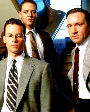 EDMUND (Guy Pearce), BUD (Russell Crowe), JACK (Kevin Spacey) - L.A. Confidential (1997) L.a. Confidential, Russell Crowe La Confidential, Columbus Movie Cinematography, Film 1990, Kurt Russell Escape From New York, Kevin Costner Black And White, Russel Crowe, La Confidential, 1990s Films