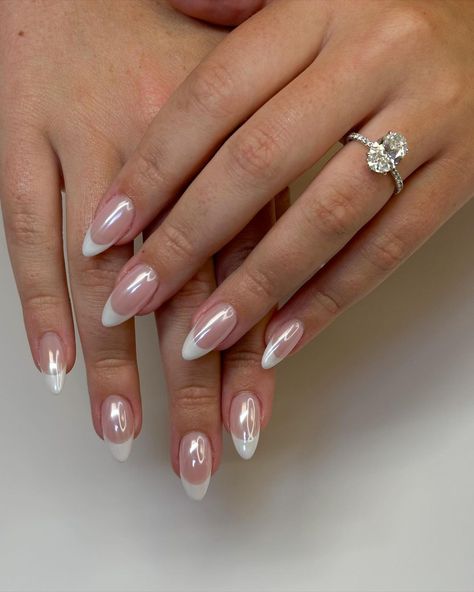 Fall French Tip Nails: 29 Classy and Trendy Designs for Short, Almond, and Square Shapes Asymmetric Nails, Gold Chrome French Tip Nails, Fall French Tip Nails, Fall French Tip, French Manicure With A Twist, Almond Shaped Nails Designs, Classy Almond Nails, Almond Nails French, Chrome Nails Designs