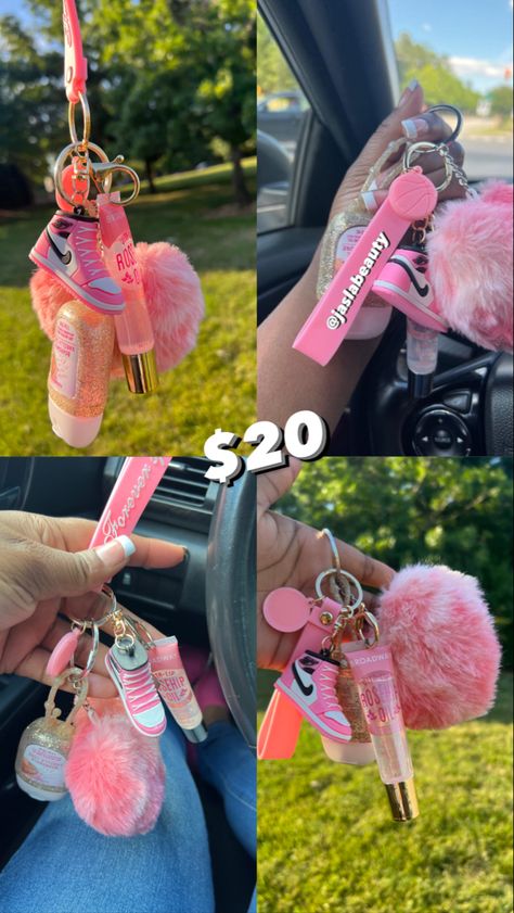 Baddie Keychain Ideas, Accessories To Sell Ideas, Keychain Small Business Ideas, Pink Keychain Ideas, Lip Gloss Keychain Ideas, Accessories Business Ideas, Making Keychains Ideas, Custom Keychain Ideas, Girly Business Ideas