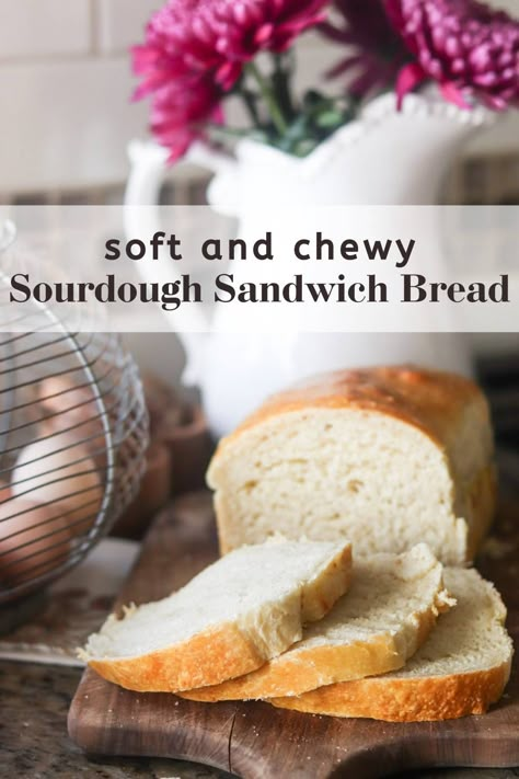 Sourdough Sandwich Bread - The Duvall Homestead Beginner Sourdough Bread, Sourdough Bread Loaf, Sandwhich Bread, Sourdough Einkorn, Beginner Sourdough, Sourdough Sandwich Bread, Sourdough Biscuits, Farm To Table Recipes, Using Sourdough Starter