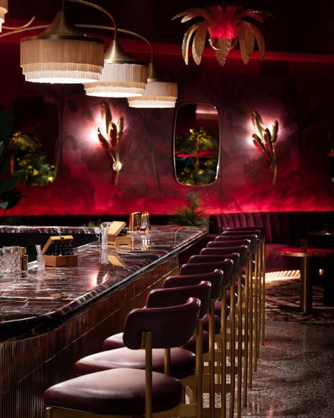 Dark and Moody: Inside Rouge Room in Las Vegas Zigarren Lounges, Opening A Cafe, Contemporary Beach House, Houston Restaurants, Ig Photos, Cafe Bistro, Bar Interior, Lounge Design, Color Changing Lights