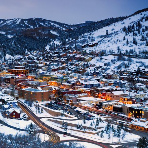 Enjoy the best things to do in Park City, Utah -- no skis required. Winter In Park City Utah, Park City Utah Ski Trip, Park City Ski Trip, Salt Lake City Utah Christmas, Salt Lake City In Winter, Winter In Salt Lake City Utah, Things To Do In Park City Utah Winter, Park City Utah Aesthetic, Heber City Utah