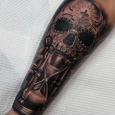 Sugar Skull Tattoos, Day Of The Dead Skull Tattoo, Day Of Dead Tattoo, Skull Girl Tattoo, Hourglass Tattoo, Skull Sleeve, Skull Sleeve Tattoos, Forarm Tattoos, Aztec Tattoo