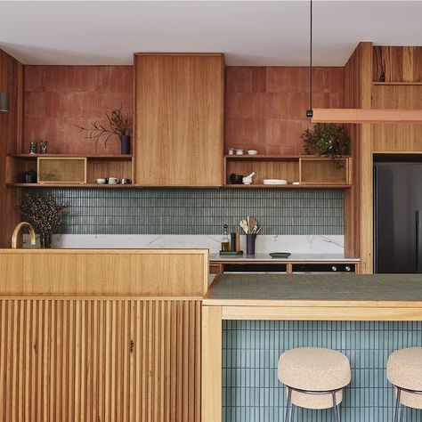 Terracotta Tile Kitchen, Terracotta Kitchen, Timber Tiles, Window Seat Kitchen, Bold Kitchen, Casa Country, Interior Fit Out, Livingstone, Terracotta Tiles