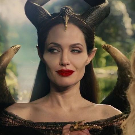 Maleficent With Hair Down, Maleficent Icon, Maleficent Angelina Jolie, Angelina Jolie Photoshoot, Maleficent Makeup, You're Wonderful, Maleficent 2014, Maleficent Movie, Angelina Jolie Maleficent