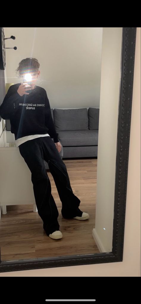 all black fit with rick owens ramones Rick Owens Ramones Outfit Men, Rick Owens Geobasket Outfit, Rick Owens Ramones Outfit, Rick Owens Fit, Ramones Outfit, Rick Owens Aesthetic, Rick Owens Outfit Men, Rick Owens Ramones, Rick Owens Outfit