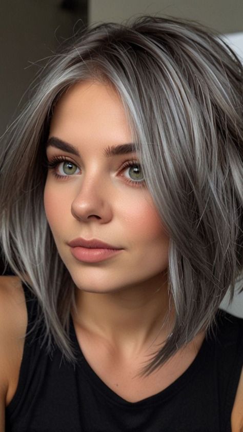 Long Grey Bob Hairstyles, Brown Hair To Gray Hair Transition, Grey Bob Hairstyles, Grey Blonde Hair, Grey Hair Transformation, Silver Blonde Hair, Gorgeous Gray Hair, Grey Hair Inspiration, Ash Hair Color