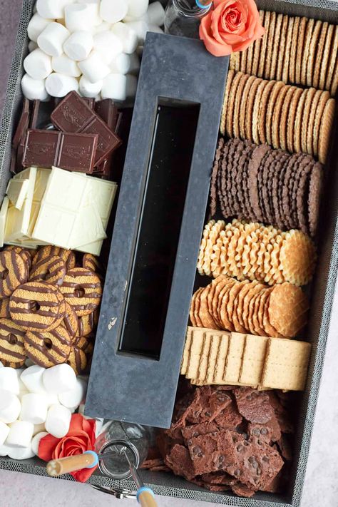 S’mores Boards, Smores Platter, Smores Board Ideas, S’mores Board, Indoor Smores Bar, Smores Charcuterie Board, Smores Board, Fire Pit Food, Indoor Smores