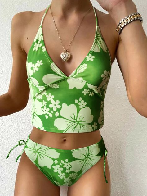 Floral Print Halter Tie Side Bikini Swimsuit | SHEIN USA Swimsuit Hawaii, Swimwear Ideas, Colorful Swimsuit, Swimsuit Ideas, Swimming Suit, Swim Suits, Cute Swimming Suits, Aesthetic Swimsuit, Summer Knit Tops