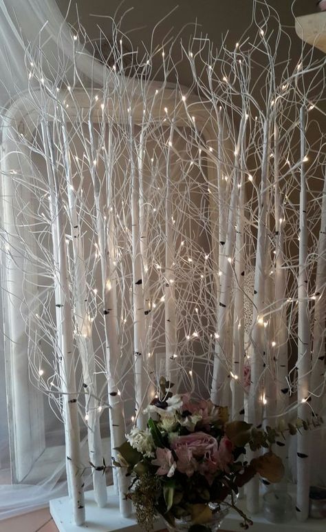 40+ Winter Wonderland Party Decorations & Ideas | momooze.com Diy Winter Wedding, Wonderland Party Decorations, Winter Wonderland Decorations, White Trees, White Branches, Winter Wonderland Theme, Diy Winter, Winter Wonderland Party, Winter Wonderland Christmas