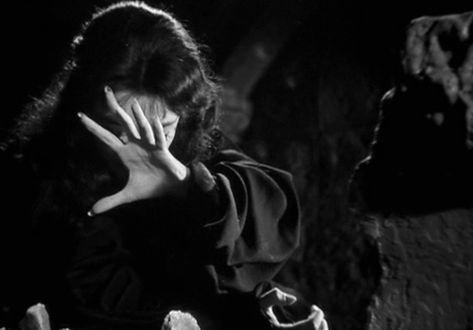 Black Sunday (Mario Bava, 1960) Mario Bava, Kino Box, Fun Police, The Meadows, Film Stills, Body Image, Dracula, Dark Aesthetic, Dive In