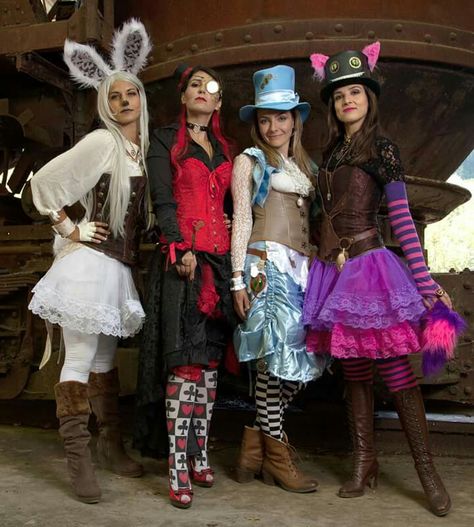 Alice In Wonderland Themed Outfits Diy, Alice In Wonderland Steampunk Costume, Alison In Wonderland Costume, Alice In Wonderland Party Costumes, Alice And Wonderland Cosplay, Alice In Wonderland Cosplays, Madhatters Teaparty Outfit, Alice In Wonderland Cosplay Diy, Alice In Wonderland Dresses