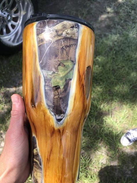 Camo Tumbler Cups, Wood Grain Tumbler, Cricut Tumblers, Camo Tumbler, Epoxy Tumbler, Glitter Tumbler Cups, Cup Designs, Custom Tumbler Cups, Glitter Tumblers