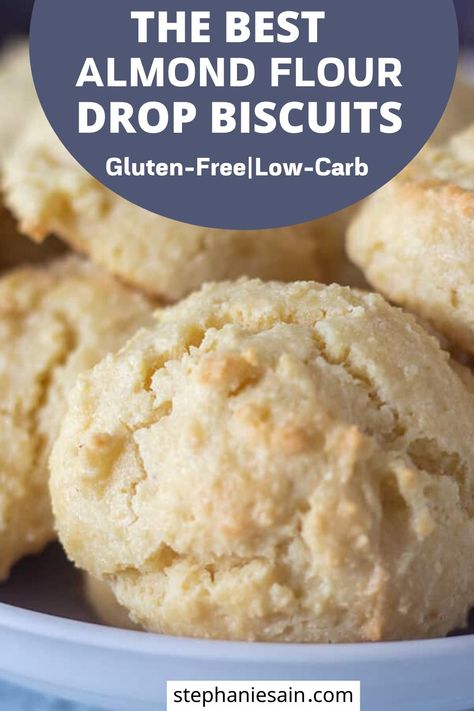 Biscuits Gluten Free, Almond Flour Biscuits, Flour Biscuits, Parmesan Chips, Low Carb Biscuit, Medicine Tips, Low Carb Low Fat Recipes, Baking With Almond Flour, Keto Biscuits