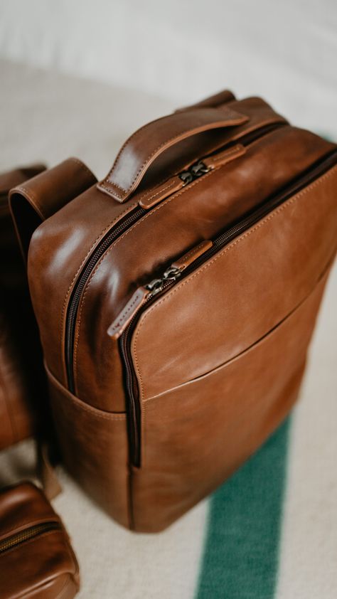 Living up to its prestigious name, the Manhattan backpack offers a modern twist on the traditional briefcase. It's designed to support you on the go, whether you're commuting or embarking on your next adventure Modern Briefcase, Full Grain Leather Bag, Full Grain Leather Wallet, Men Backpack, Tech Cases, Bag Pack, Bags Shop, Mens Leather Bag, Leather Wallets