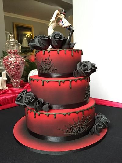 Halloween Wedding Cake Halloween Wedding Cake, Goth Cakes, Halloween Cake Ideas, Gothic Wedding Cake, Gothic Cake, Halloween Wedding Cakes, Nightmare Before Christmas Wedding, Sweet And Spooky, Halloween Themed Wedding