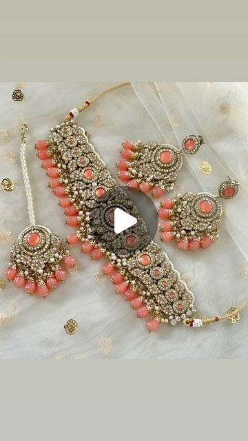 Manjit Kaur on Instagram: "✨Available✨

#fashion #jewelry #indianjewellery#jewellery #polkijewellery #kundan #kundanjewellery #polki#statementjewelry #Punjabi #punjabiwedding #oxidisedjewellery #fashionstyle" Kundan Jewellery Set, Choker Set, Kundan Jewellery, Jewellery Set, Choker, Fashion Jewelry, On Instagram, Instagram