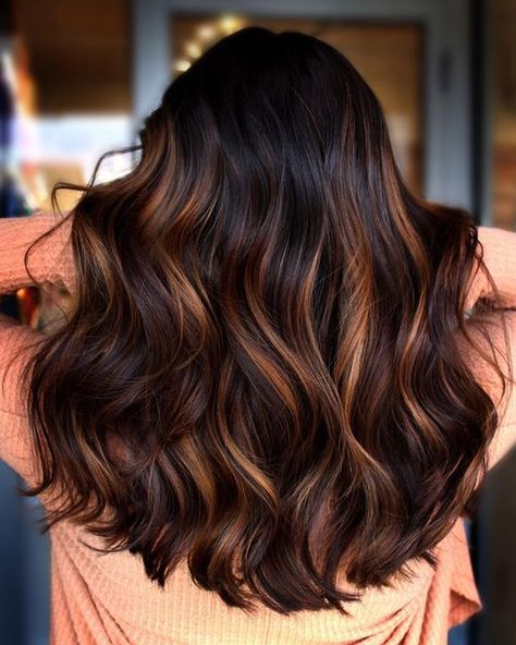 Warm Brown Highlights On Black Hair, Mocha Brown With Caramel Highlights, Dark Brown Golden Highlights, Brunette Balayage Hair Fall 2024, Dark Brown Hair With Highlights 2024, Dark Brown Hair Balayage Fall 2024, Natural Brunette, Winter Hair Colors, Amber Hair