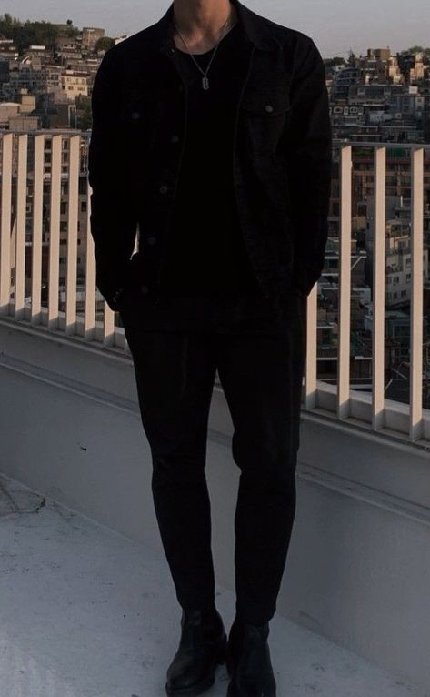 Dark Clothing Men Aesthetic, Alec Lightwood Outfit, Mens Black Aesthetic, Mens Dark Outfits, Men Dark Outfit, All Black Outfit For Work Men, All Black Clothes Aesthetic, All Black Male Outfits, Guys In All Black