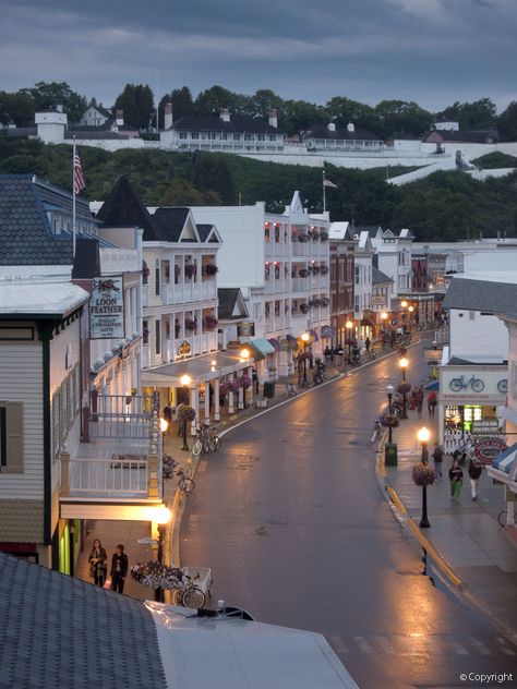 https://flic.kr/p/f6BwqQ | Mackinac Island | Mackinac Island, Michigan. Mackinac Island Michigan, Michigan Road Trip, Michigan Vacations, Michigan Travel, Michigan Usa, Mackinac Island, Northern Michigan, Pure Michigan, To Infinity And Beyond