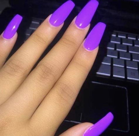 Neon Purple Nails, Western Nails, Purple Acrylic Nails, Lavender Nails, Summery Nails, Purple Nail, Nail Candy, Simple Acrylic Nails, Pretty Nail Art Designs