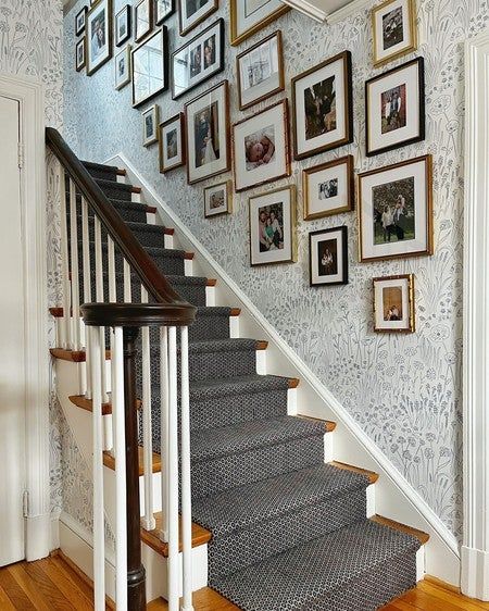 Gold Frame Gallery Wall Family Photos, Stairwell Family Photos, Family Photo Gallery Wall Stairs, Vintage Gallery Wall Staircase, Staircase Family Photos, Family Photos Up Staircase, Stairwell With Wallpaper, Family Photos Staircase Wall, Staircase Wall Photo Gallery