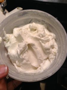 At least four years ago, I purchased a large bag of dead sea salt.  I used a lotion bought from an Israeli Kiosk. An acquaintance of mine told me to try it. I was amazed! My hands were so soft and … Aloe Vera Jelly, Baby Oil Gel, Dead Sea Salt Scrub, Sea Salt Recipes, Coconut Oil Body Scrub, Diy Beauty Tips, Peppermint Sugar Scrubs, Sea Salt Body Scrub, Sea Salt Scrubs