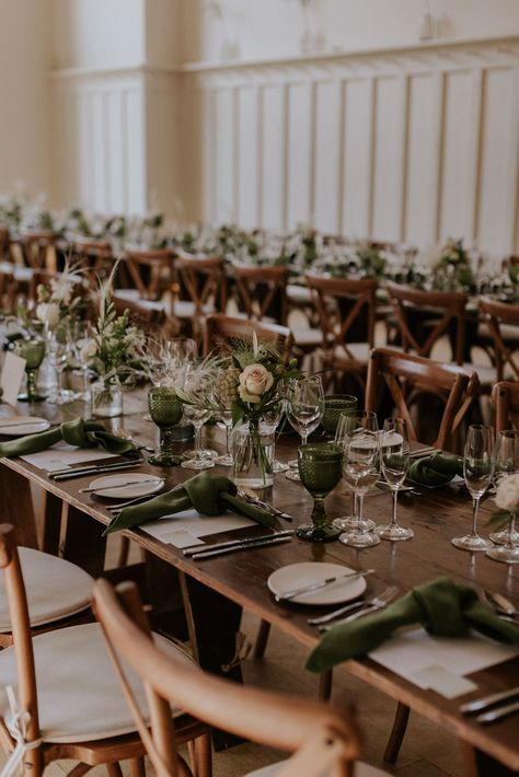 Olive Wedding Table Decor, Green Plants Table Decor, Wedding Table With Napkins Only, Olive Green Table Linen Wedding, Green Napkin Wedding Place Setting, Rustic Trestle Table, Olive Napkin Wedding, Green Linen Napkins Wedding, Trestle Table Decor