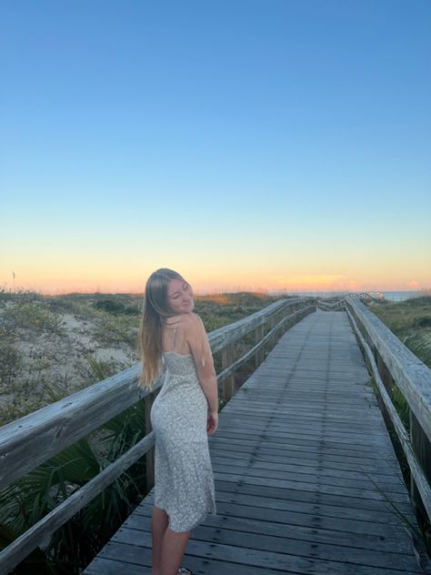 Beach Bridge Pictures, Beach Walkway Pictures, Boardwalk Instagram Pictures, Boardwalk Beach Pictures, Seaside Pictures Ideas, Beach Pier Photoshoot, Beach Boardwalk Pictures, Boardwalk Photos, Boardwalk Pictures