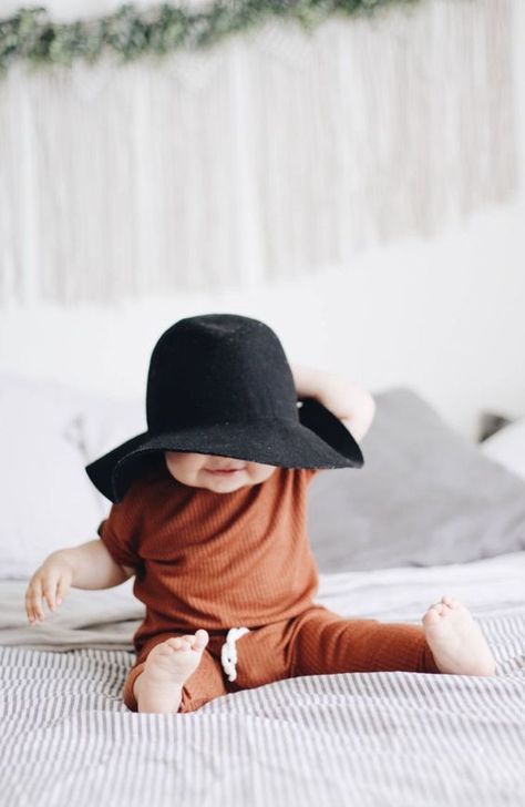 Baby Unisex, Foto Baby, Everything Baby, Baby Family, Baby Photoshoot, Future Baby, Unisex Baby, Baby Pictures, Children Photography