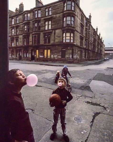 Train Photography, Experimental Photography, Water Photography, Glasgow Scotland, Magnum Photos, Cinematic Photography, Jolie Photo, Creative Portraits, Documentary Photography