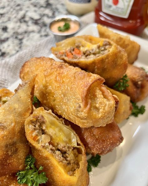 Cheeseburger Egg Rolls — @chefmikehard #LetsVibe Cheeseburger Egg Rolls, Last Minute Appetizer, Roll Food, Skillet Cooking, Egg Roll Wrappers, Colby Jack Cheese, Sweet Pickles, Thai Dishes, Pickle Relish