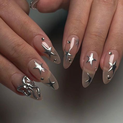 Top Dominican Nail Designs for Summer 2024 White Almond Nails, Nail Art Stripes, Chrome Nails Designs, How To Cut Nails, Long Nail Designs, Pretty Gel Nails, Striped Nails, Star Nails, Spring Nail