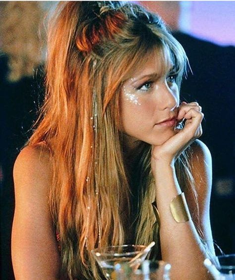 Jennifer Aniston Movies, Jennifer Aniston 90s, Rock Star Costume, Jeniffer Aniston, Look 80s, Jennifer Aniston Hair, Star Costume, Jennifer Aniston Hot, Jenifer Aniston