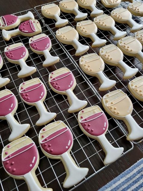 Wine Glass Royal Icing Cookies, Wine Theme Cookies Decorated, Wine Shaped Cookies, Wine Birthday Cookies Decorated, Winery Cookies, Wine Glass Cookies Decorated, Bachelorette Decorated Cookies, Wine Themed Cookies, 18th Cookies