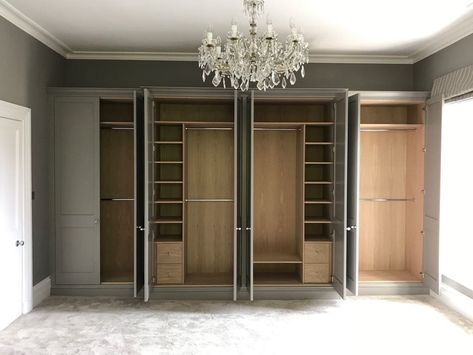 Built In Wardrobe Ideas Layout, Built In Cupboards Bedroom, Closet Design Plans, Walk In Wardrobes, Farm Bedroom, Bedroom Built Ins, Bedroom Built In Wardrobe, Fresh Bedroom, Bespoke Wardrobe