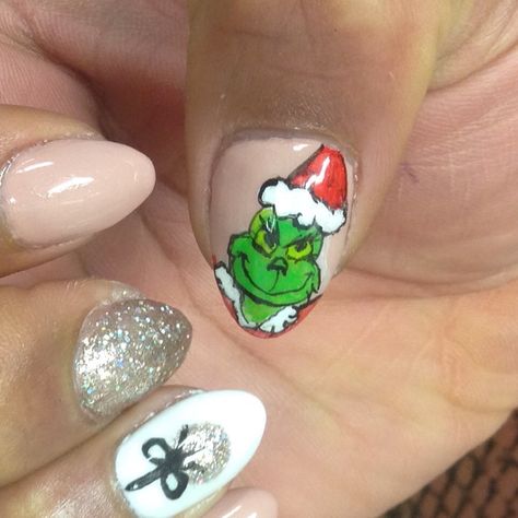 Gel Nails Art, Grinch Nails, Nails Xmas, Soft Gel Nails, Gothic Nails, Christmas Nails Acrylic, Nails For Women, Pink Acrylic Nails, Soft Gel