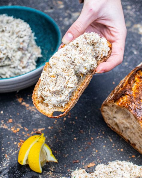 Smoked Mackerel Pate, Mob Kitchen, Mackerel Pate, Tuna Fish Recipes, Smoked Mackerel, Pate Recipes, Smoked Fish, Fish Dinner, Spread Recipes