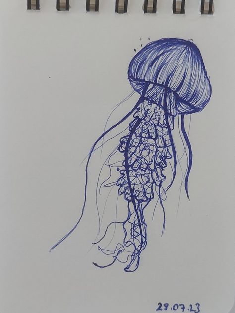 Jellyfish sketch blue pen Blue Drawing Ideas, Easy Drawing With Pen, Pen Easy Drawing, Ink Pen Drawings Easy, Cute Pen Doodles, Blue Ink Drawing, Sketch With Pen, Blue Ink Sketch, Pen Drawing Easy