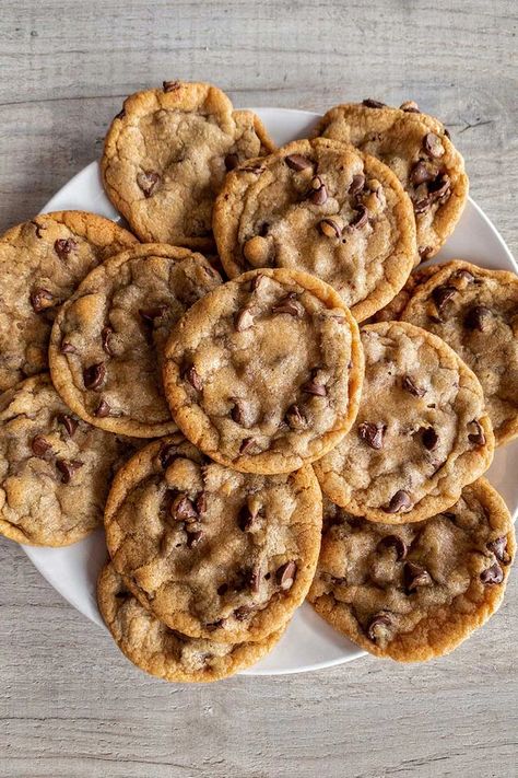 Better Than Subway Cookies, Subway Cookie Recipes, Subway Cookie, Fitwaffle Kitchen, Subway Cookies, Soft Chewy Chocolate Chip Cookies, Cookie Recipes Chewy, Make Chocolate Chip Cookies, Subway Style