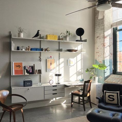 “I LOVE it!!”

This is the home of Samantha Yoo; she’s a graphic designer and college professor, and we're pretty sure she loves her 606 Universal Shelving Systems.

606 is a modular, adaptable, kit-of-parts, designed by Dieter Rams for Vitsœ in 1960.⁠ Samantha’s kit-of-parts provides a myriad of functions, and can always be re-configured.

What would you use your 606 for?

#vitsoe #vitsœ #dieterrams #606universalshelvingsystem #modularshelving #modularfurniture #ヴィツゥ #비초에 Art Deco Office Interior, Seattle Life, Design Studio Workspace, Work Space Decor, College Professor, Studio Inspiration, Dieter Rams, The Home Edit, Modular Shelving