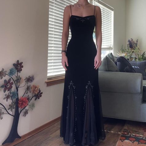 Look what I just found on Depop 🙌 https://depop.app.link/RvBt4sJSZyb 90s Prom Dresses Aesthetic, Black Vintage Prom Dress, 1990s Prom, 90s Black Prom Dress, 70s Formal Dress, Depop Prom Dresses, 90 Prom Dress, 90s Gothic Prom Dress, 90s Dresses Formal