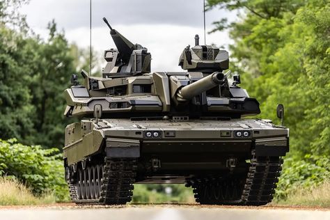 France-Germany venture aims to redefine tank warfare - Asia Times Tank Warfare, Main Battle Tank, Tank Armor, Armoured Personnel Carrier, German Tanks, Military Photos, Battle Tank, French Army, Army Vehicles