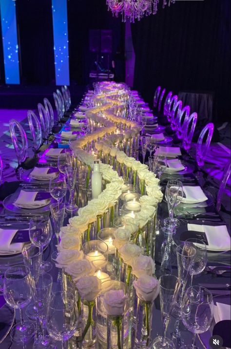 Magenta Purple Wedding, Elegant Purple Wedding Decor, Wedding Long Table, Bride Groom Table, Gala Decorations, Dinner Party Decorations, Wedding Colors Purple, Dream Wedding Decorations, Dinner Party Table