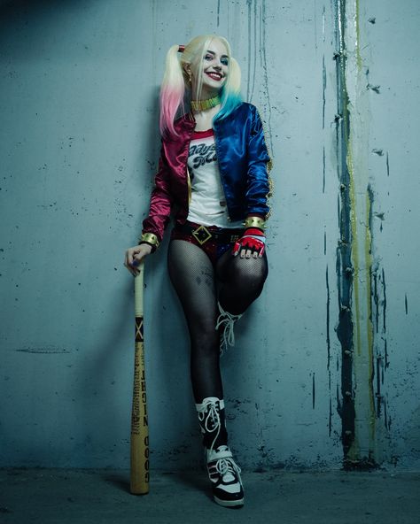 hiiiii here’s your harley quinn photo delivery 📦 📸 @christianarsov #harleyquinn #margotrobbie #suicidesquad #cosplay Harley Quinn Costume Aesthetic, Harley Queen Costume, Harly Quinn Halloween Costume Ideas, Harley Quinn Photoshoot Ideas, Harley Quinn Photoshoot, Harley Quinn Costume Ideas, Harly Quinn Cosplay, Costume For 2, Hailey Quinn