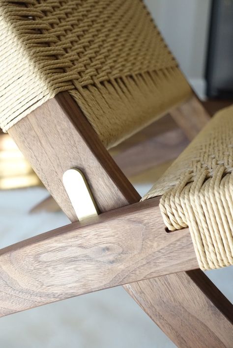 Lounge Chair Diy, Danish Cord, Modern Room Divider, Chair Design Wooden, Scandinavian Chairs, Furniture Movers, Plastic Adirondack Chairs, Woven Chair, Furniture Gallery