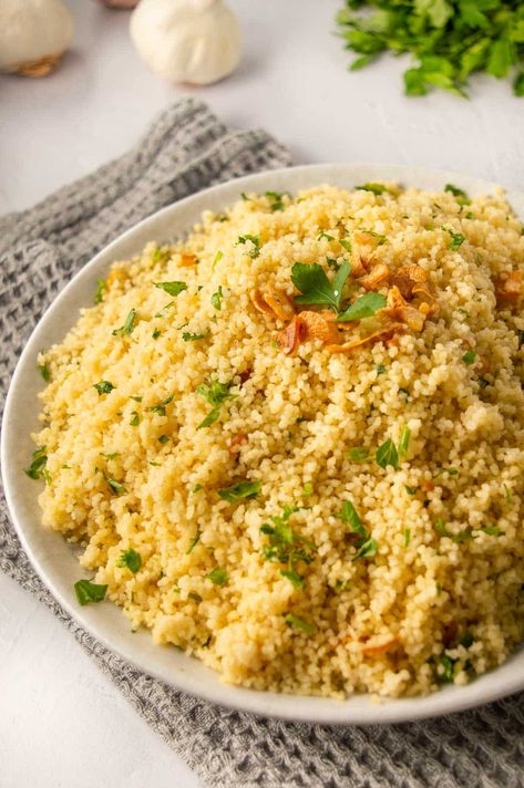 Easy Garlic Couscous Couscous Easy Recipe, Couscous Side Dishes Dinner, Essen, Couscous, Flavorful Couscous Recipes, Garlic Parmesan Couscous Recipes, Delicious Couscous Recipes, Cous Cous Side Dish Recipes, Couscous Seasoning Recipes