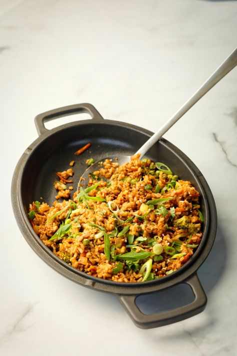 Breakfast Fried Rice Recipe by Chef Geoffrey Zakarian - InsideHook Breakfast Fried Rice Food Network, Cool Breakfast, Rice For Breakfast, Breakfast Fried Rice, How To Make Iron, Breakfast Rice, Easy Fried Rice, The Kitchen Food Network, Geoffrey Zakarian